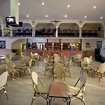 Club Atlantis מלון ספריהיסאר