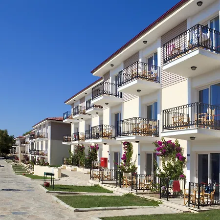 מלון Club Atlantis 5*