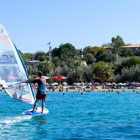 Club Atlantis Ξενοδοχείο 4*