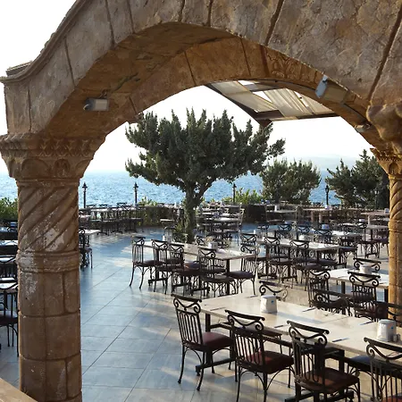 Club Atlantis מלון 5*