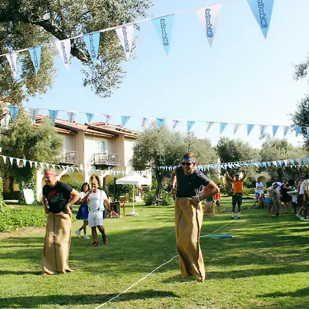 Club Atlantis Ξενοδοχείο 4*