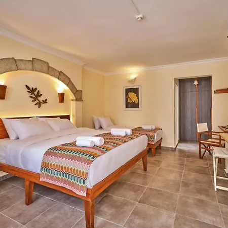 Hotel Club Atlantis Seferihisar