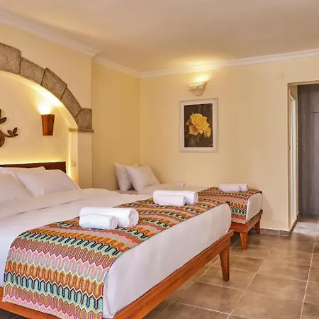 Club Atlantis ספריהיסאר