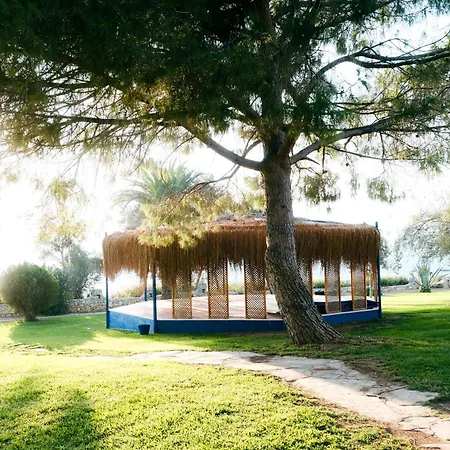 Club Atlantis מלון ספריהיסאר