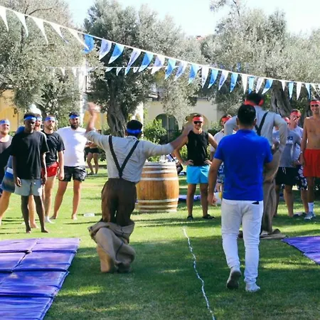 מלון Club Atlantis ספריהיסאר