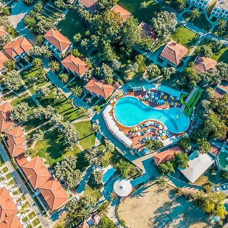 Club Atlantis Hotel