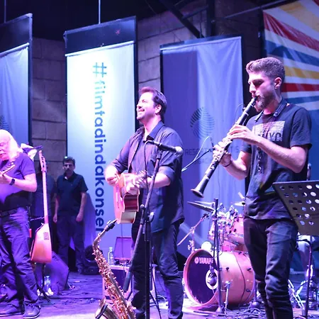 מלון Club Atlantis