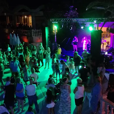 Club Atlantis Hotel 5*