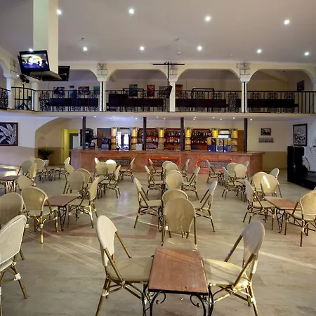 Club Atlantis Отель Сеферихисар