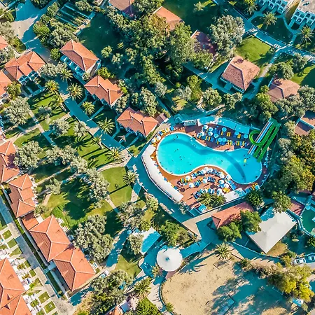 Club Atlantis Hotel
