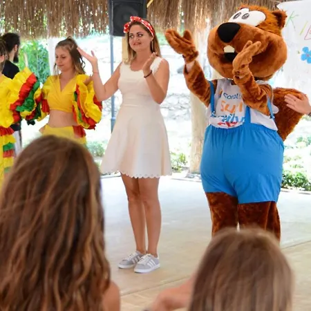 Club Atlantis Szálloda