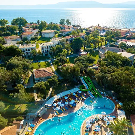 Club Atlantis Hotel
