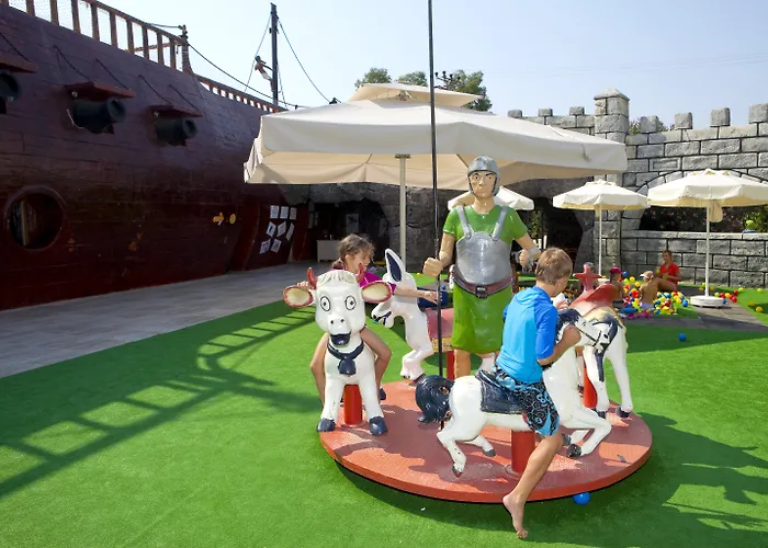 Club Atlantis 5* Seferihisar