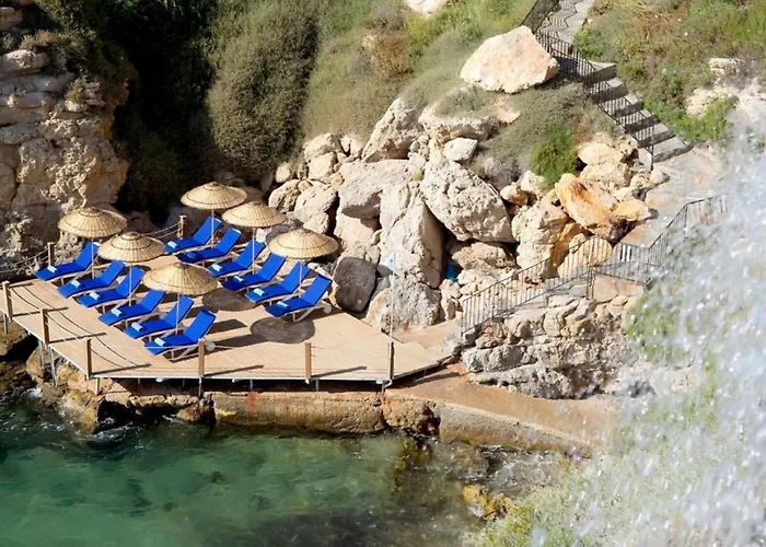 Club Atlantis Otel Seferihisar